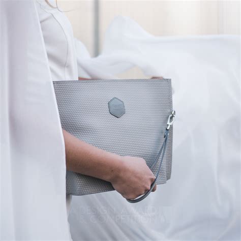 BAG (AWARD.